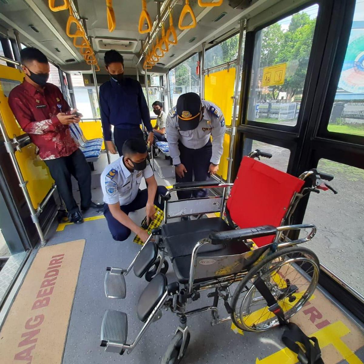 Bus Sekolah Disabilitas, Bagi Siswa Berkebutuhan Khusus
