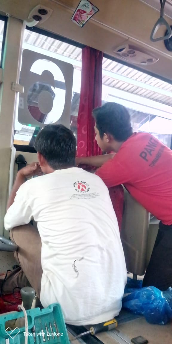 Untuk Memberikan Layanan Terbaaik,  Giat Maintenance Rutin Bus Sekolah Secara Rutin